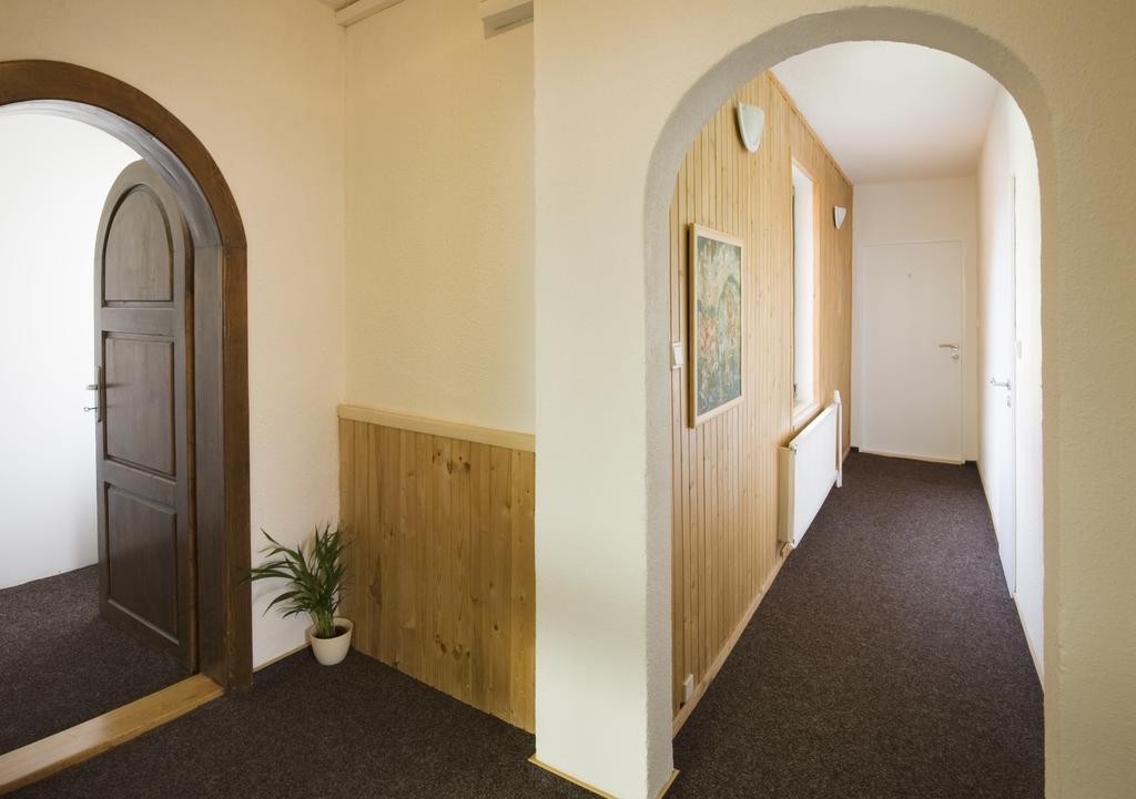 Penzion Ostrava-Levne Ubytovani Extérieur photo